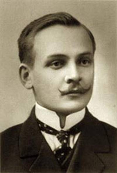 7 июля – 135 лет со дня рождения ЯнкиКупалы (Иван Доминикович Луцевич) (1882-1942), белорусского поэта.