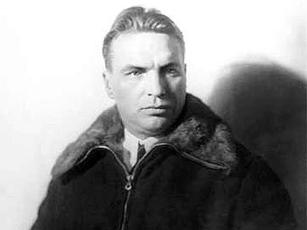 2 февраля – 115 лет со дня рождения ВалерияПавловича Чкалова (1904-1938), советского военного летчика, летчика-испытателя